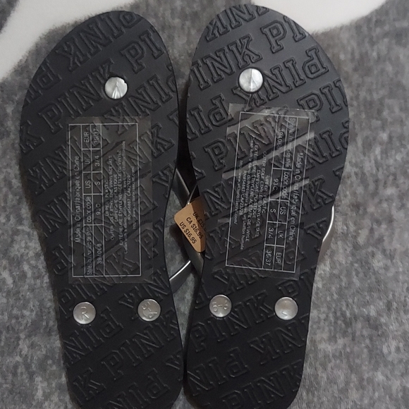 Victoria's Secret PINK Sandals - Picture 2 of 4